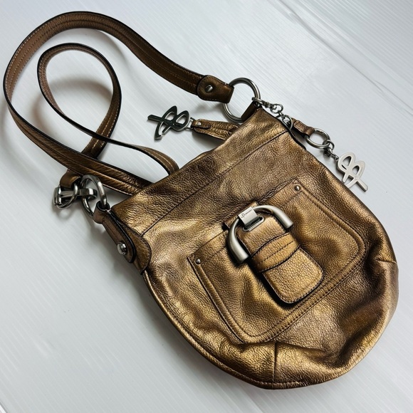 B. Makowsky Metallic Gold Crossbody Bag - Picture 2 of 16